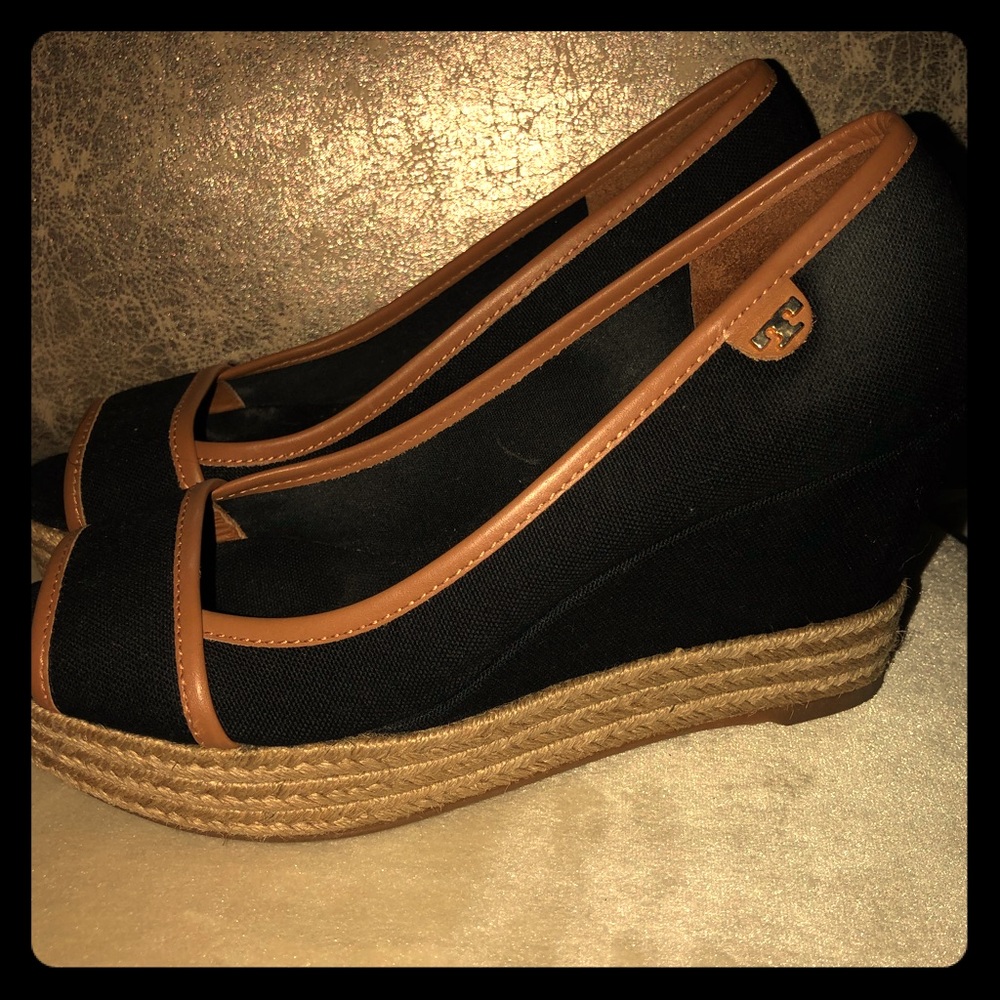 Tory Burch 7 Peep toe canvas wedges